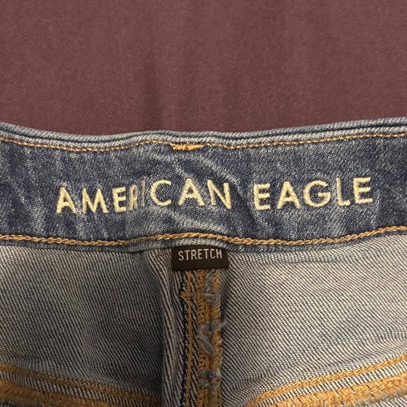 American Eagle Outfitters Mom Jeans  Faded Dark Blue Relaxed Jeans - Picture 2 of 10